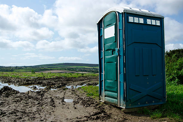 Best VIP or Luxury Restroom Trailers  in Mariposa, CA